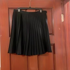 Savion Black Pleated Skirt